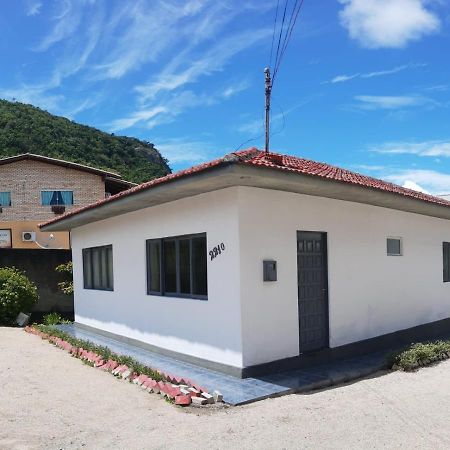 Casa Com Por Do Sol Em Canto Grande - Casa Beira Mar Бомбиньяс Экстерьер фото